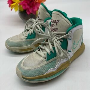 Nike Sue Bird X Kyrie Infinity Golden Tribute Green White Size 3.5 Y DD0334-002